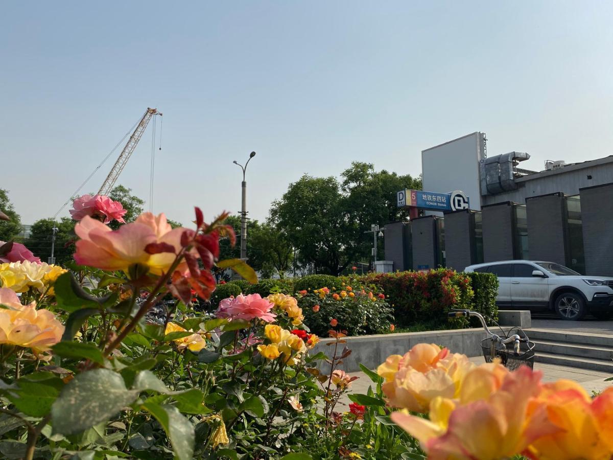 Spring Time Hostel--Nearby Tiananmen Square & Forbidden City & Wangfujing Street & Line 5,6 Subway Nearby,Free Wifi Peking Kültér fotó